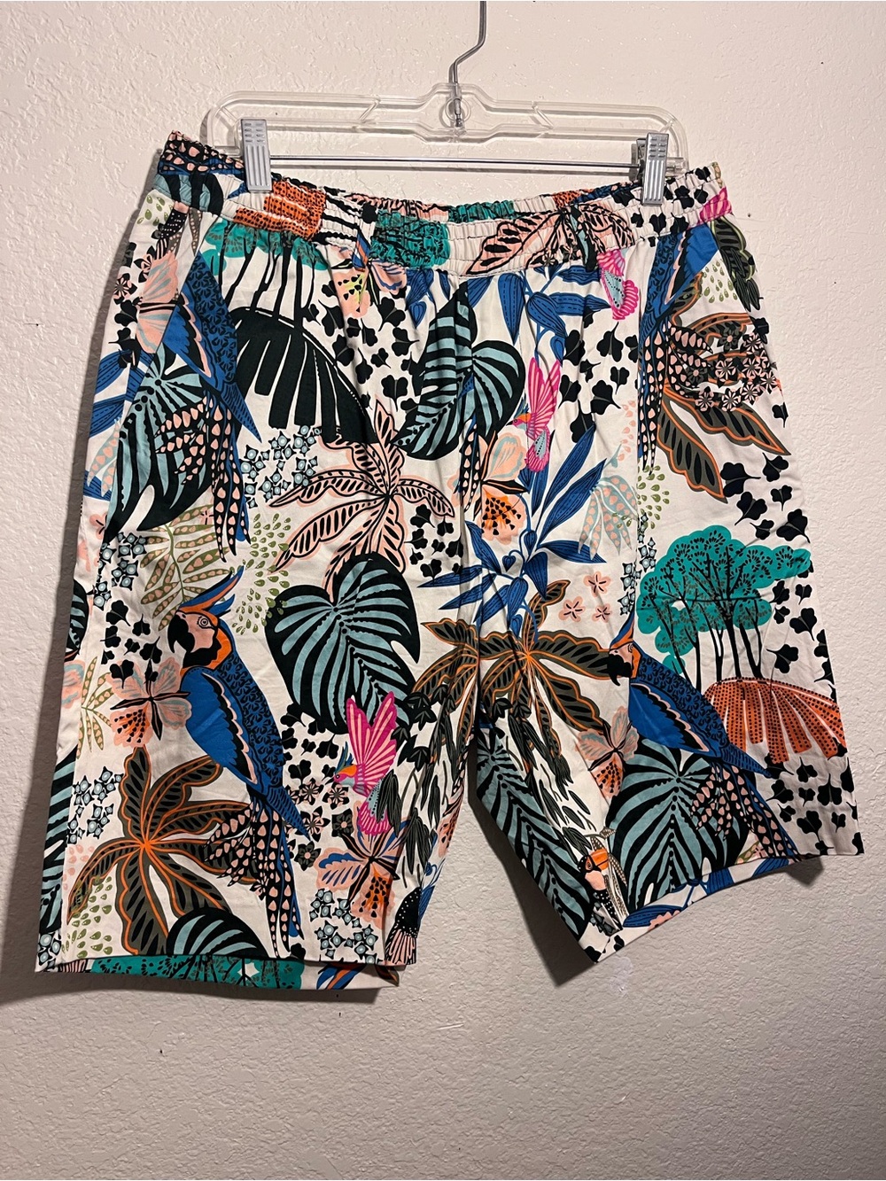 Men's Tropical Print Elastic-Waist Shorts - Multicolor